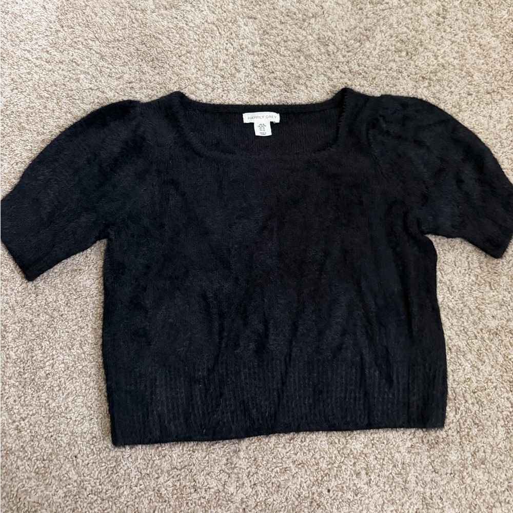 Short Sleeve Scoop Neck Sweater